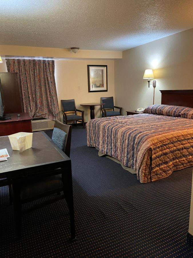 Budget Inn Temple Hills Esterno foto