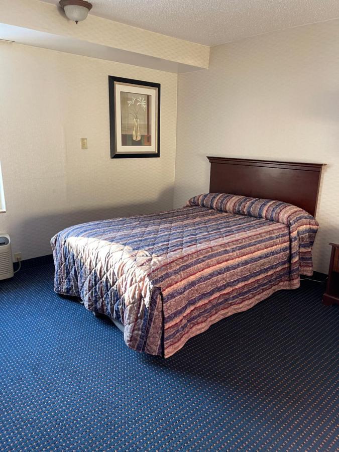 Budget Inn Temple Hills Esterno foto