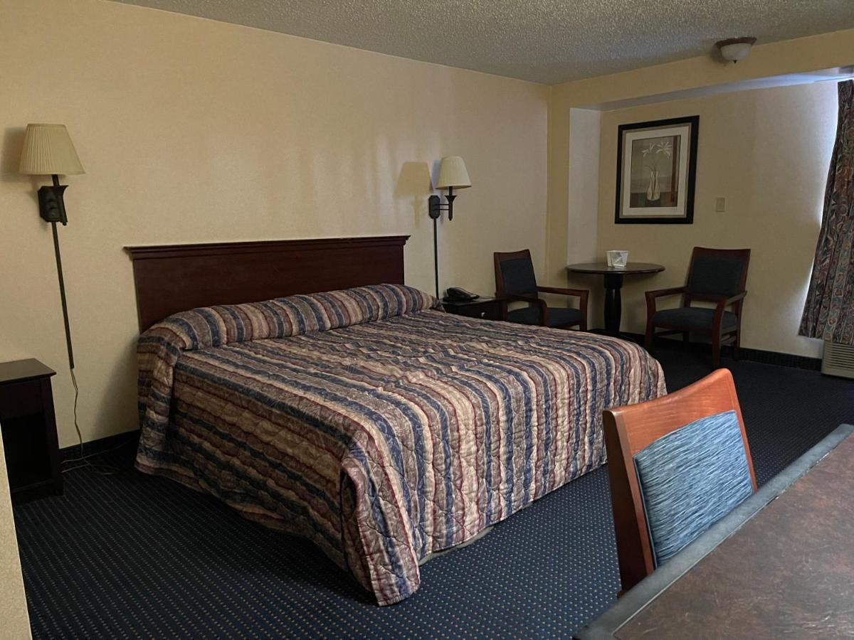 Budget Inn Temple Hills Esterno foto