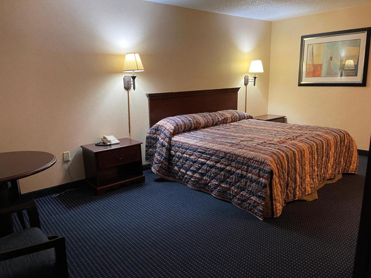 Budget Inn Temple Hills Esterno foto
